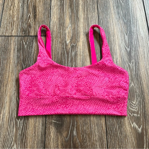 Beach Riot sport hot pink shimmer snake print sports bra - Picture 1 of 5